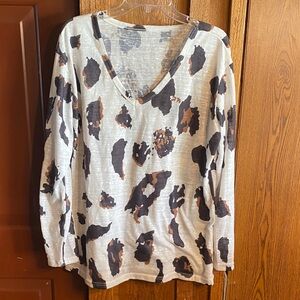 Women's V-Neck Leopard Print Long Sleeve Top - Cream & Brown